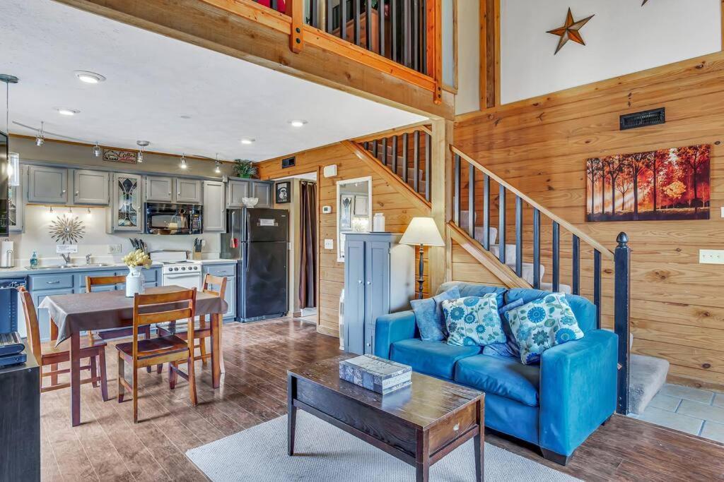 3 Bedroom Log Cabin Condo Close To Everything! Branson Exterior foto